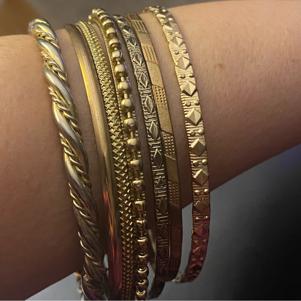 7 Pieces Vintage Gold Tone Bangle Bracelet Variety Of Textured Design Bohemian